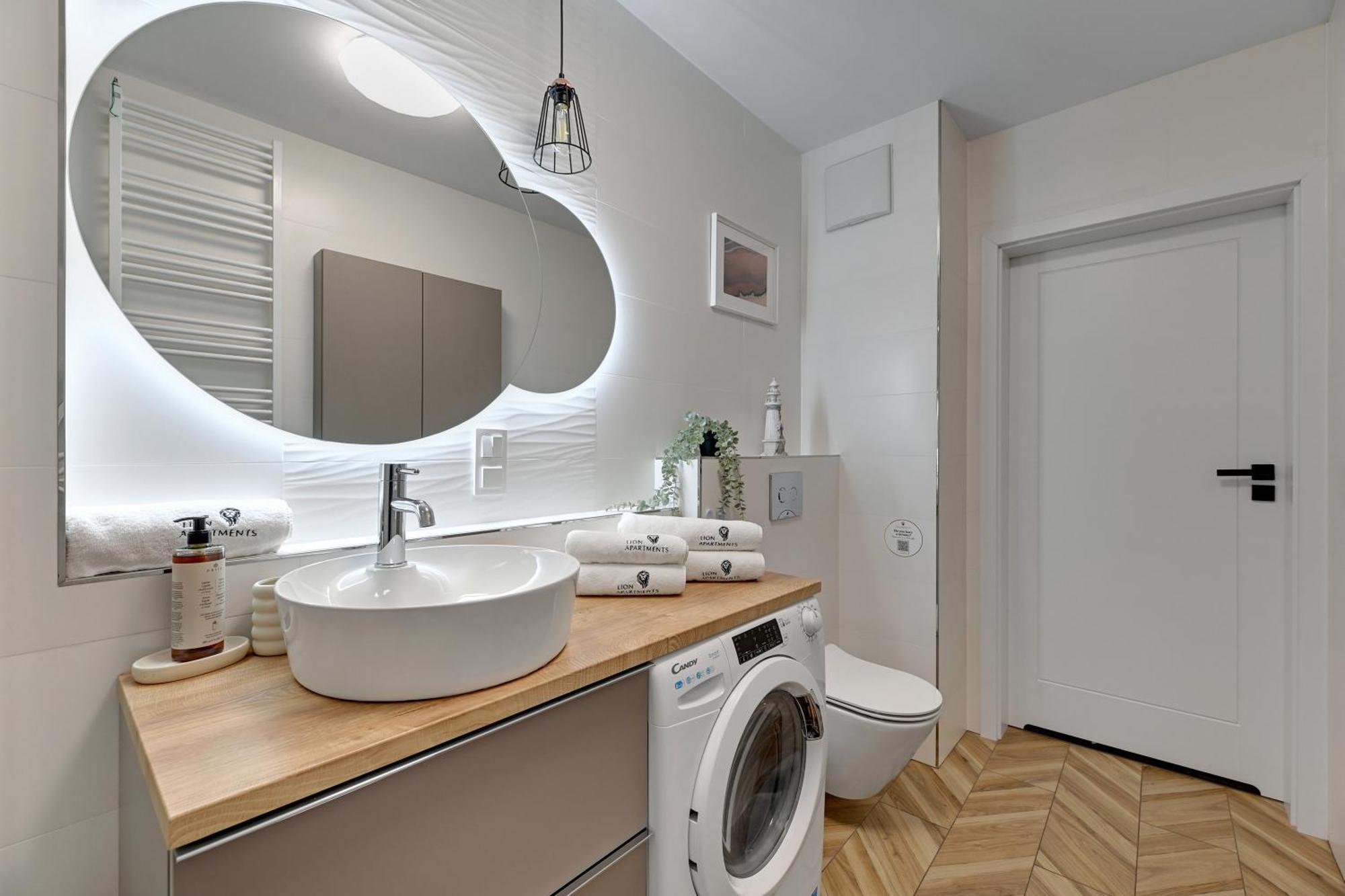 Baltic Sea Letnica Apartments With Parking By Lion Apartments กดัญสก์ ภายนอก รูปภาพ